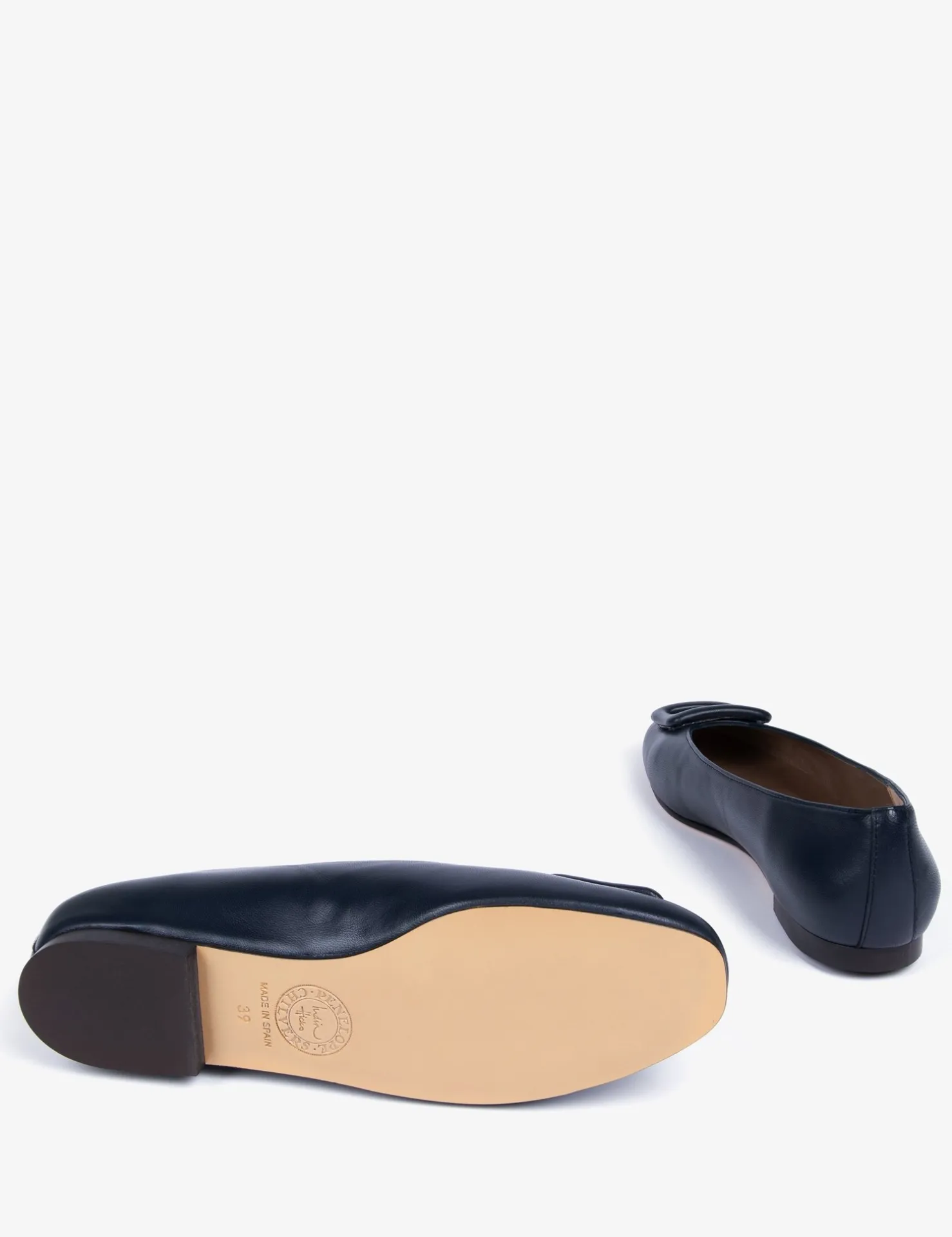 Penelope Chilvers Pumps*Palladio Pump (Buckle Pump)